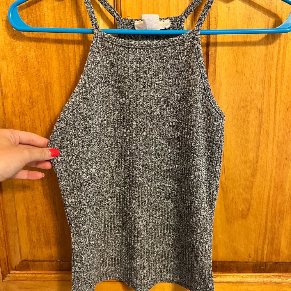 Grey Tank Top (Size: S)